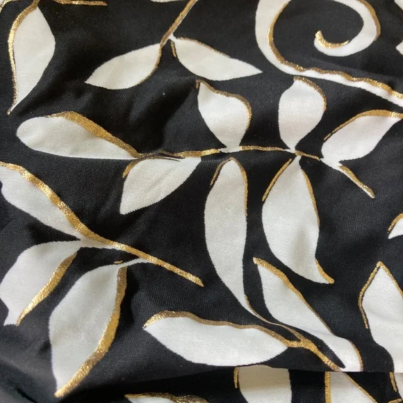 Miraclesuit One Piece Swimsuit - Picture 8 of 10